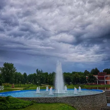 Kertvarosi * Tiszaújváros