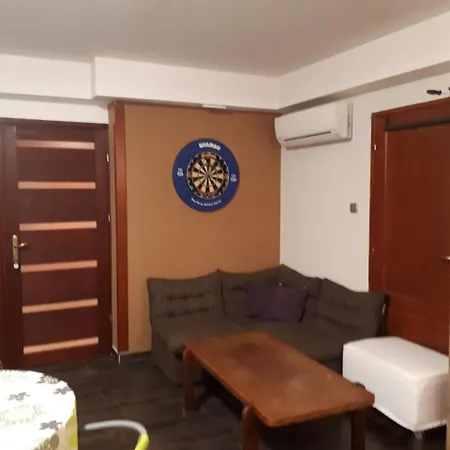 Apartment Kertvarosi Tiszaujvaros