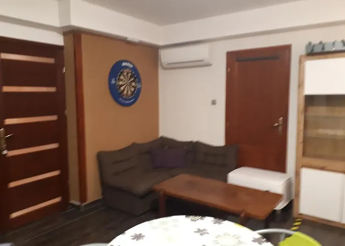 Kertvárosi * Tiszaújváros